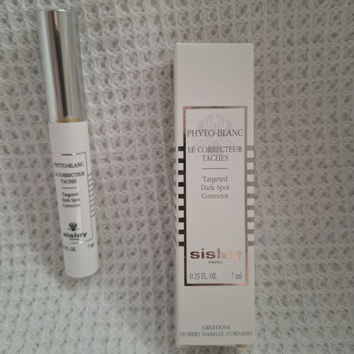 Sisley Paris Phytoblanc Correcteur Taches cream used for dark spots
