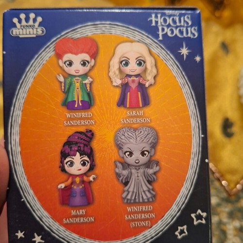 Hocus Pocus collectible Winifred Sanderson vinyl figure new