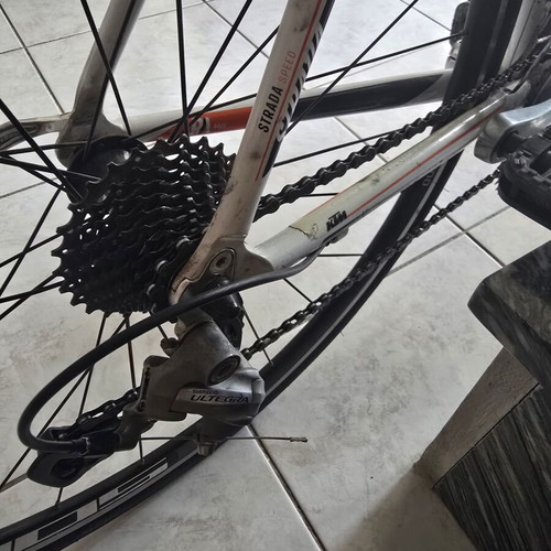 Ktm Strada road bike size 55, white, 29 inch wheels