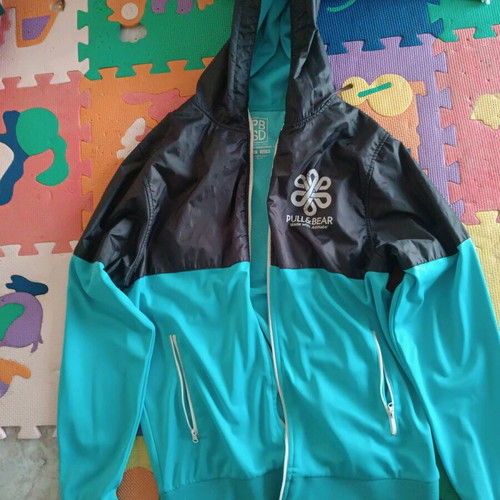 Pull and Bear large turquoise jacket like new