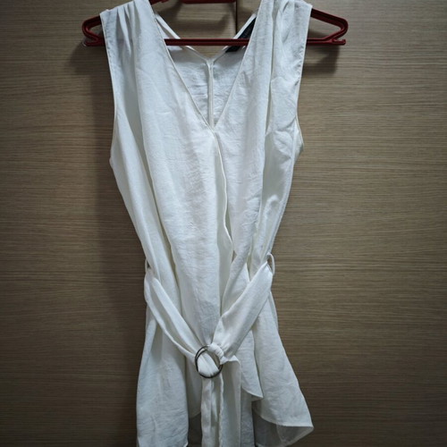 Zara sleeveless women's summer blouse like new, white, size M
