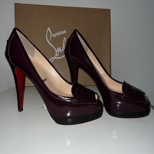 Παπούτσια Christian Louboutin γόβες μεταχειρισμένες, μέγεθος 38,5, μωβ