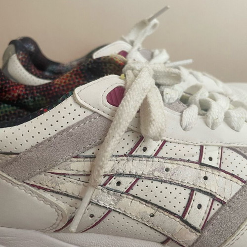 Asics Gel Saga sneakers like new, size 40.5, white pink