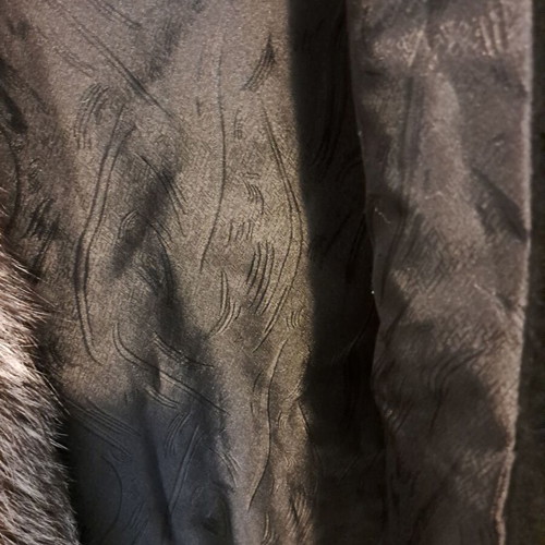Fur sleeveless vest natural fox fur like new, sizes S and M, black with silver
