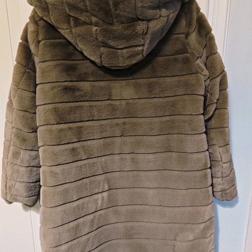 BSB large jacket like new, beige
