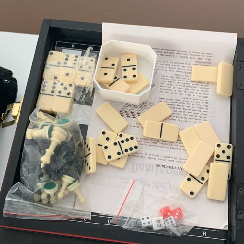 Board game 7 in 1 like new with playing cards, domino, chess, backgammon