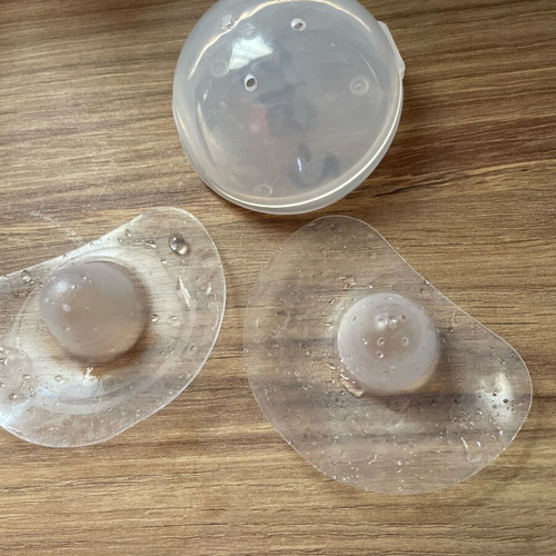 Nuk pacifiers size large like new