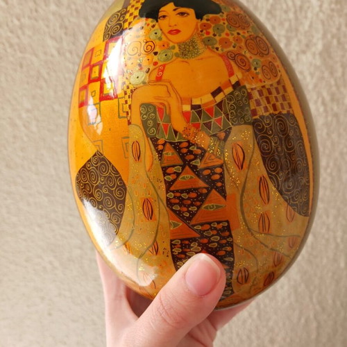 Wooden Egg Hand-Painted with Gustav Klimt Portraits Like New