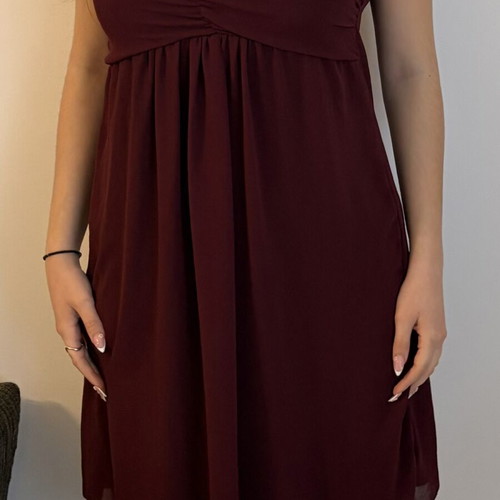 Artigli dress size M like new, red airy