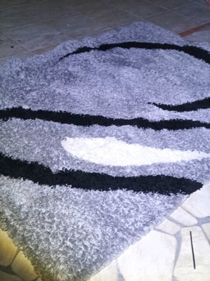 Gray rug like new, thick, 2.40x1.70 m
