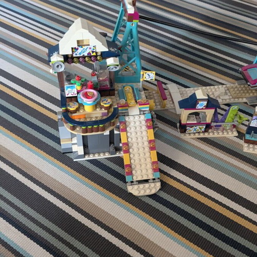 LEGO Friends 41324 Snow Resort Ski Lift with extra handmade lodge
