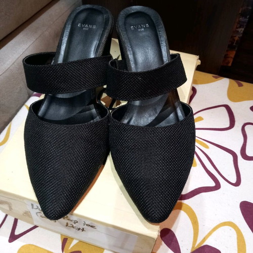 Evans black mule used, size 41.5, chunky heel