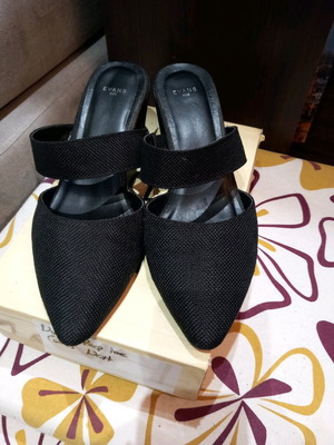 Evans black mule used, size 41.5, chunky heel