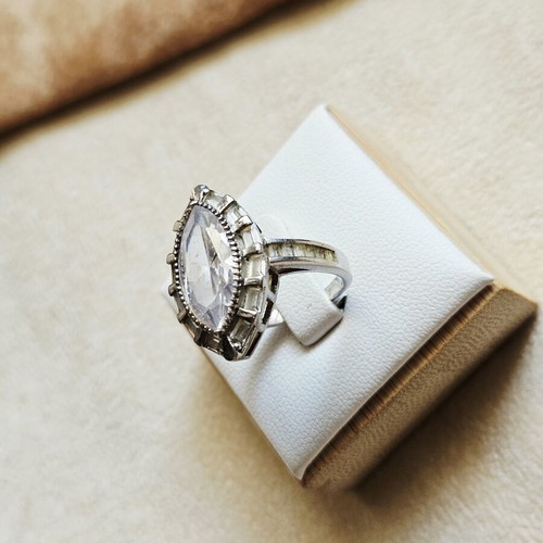 Vintage 925 silver ring