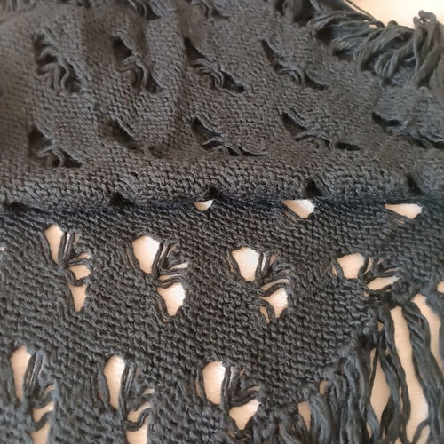 Poncho French Connection like new, black, one size