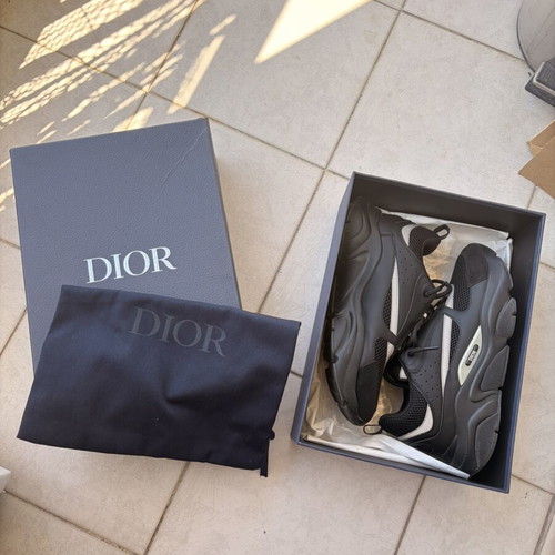 Trainers B22 never worn, top condition, size 43, black