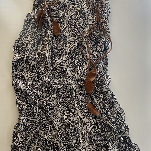 One-piece romper like new, black and white, size S
