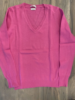 Benetton sweater like new, pink, size M