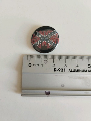 Lynyrd Skynyrd pin new 1inch / 25mm