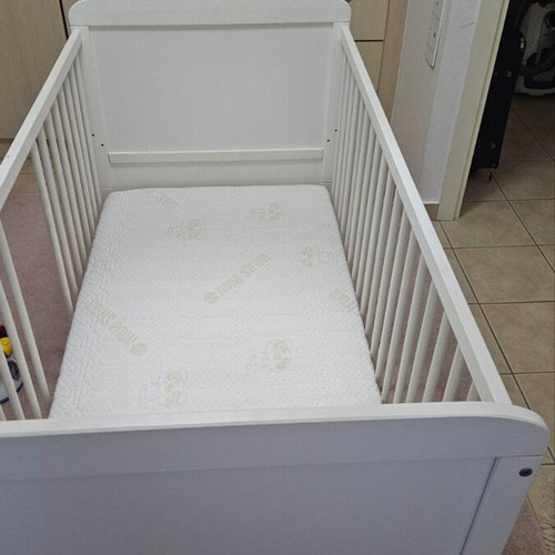 Baby cot with latex mattress used, white, wooden