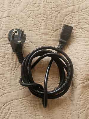 Power cable Cheng ho CH-202 1.8m like new