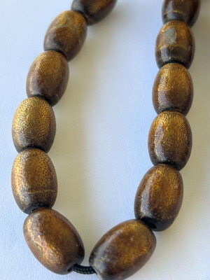 Komboloi golden worry beads used, 18 beads 31gr