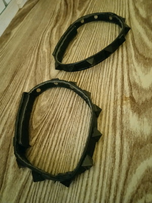 Leather bracelets with studs, set of 2