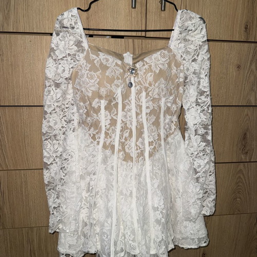 Birthday white dress absolutely new, size S