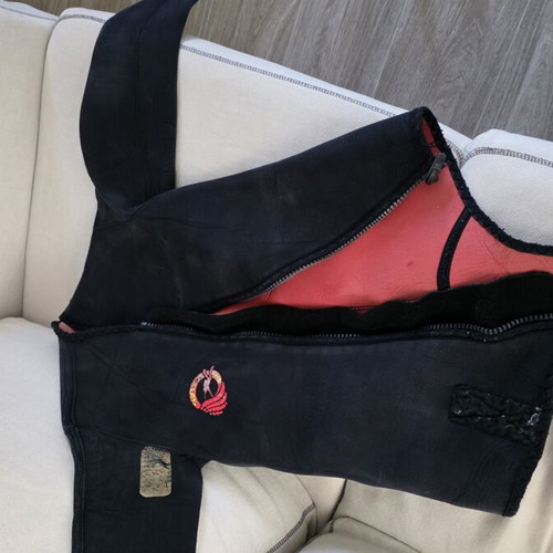 Diving suit used, medium size for 65-75 kg and 1.75 m height