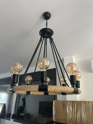 Polyfoto ceiling light with 8 bulb sockets like new
