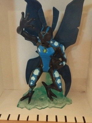 Ben 10 Big Chill 7" figure used