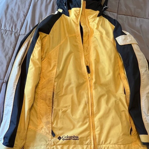Columbia sports ski jacket used, yellow with fleece