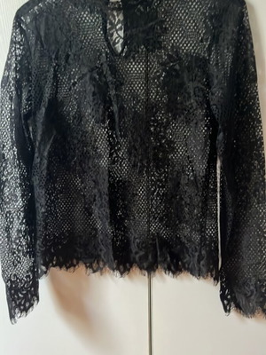 H&M Lace Blouse Size M Like New, Black