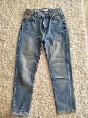 Bershka denim jeans used, straight cropped fit, blue, size S