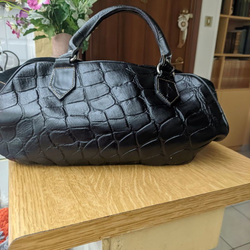 Lila Verde leather and suede handbag, black