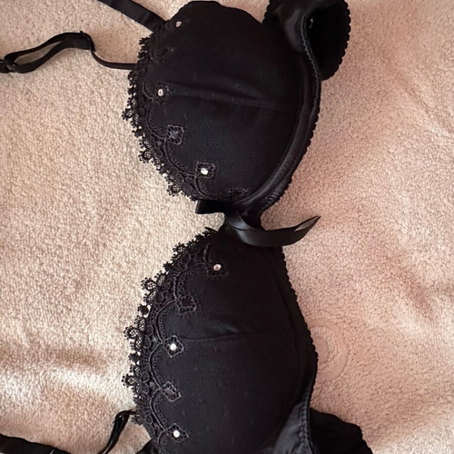 Venus Victoria bra size 70C used, black