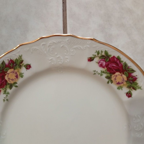 Porcelain plate