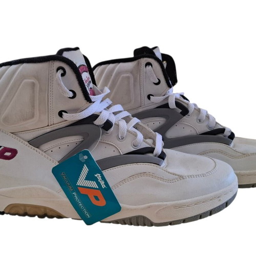 Vintage Strike VP basketball shoes size 44, new