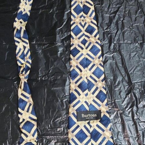 Burtons γραβάτα σαν καινούργιο, 100% μετάξι, κλασσική