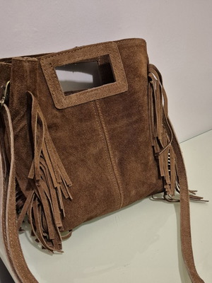 Women's suede crossbody bag with fringes, brown, Boho style, Made in Italy