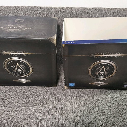 Assassins Creed Black Flag Black Chest Collectors Edition PS4 used