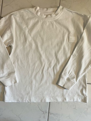 Zara mako t-shirt white like new for boys 8-9 years