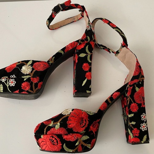 Public Desire embroidered platform ankle strap shoes like new, size 41