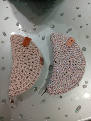 Handmade knitted glasses case new, black and pink
