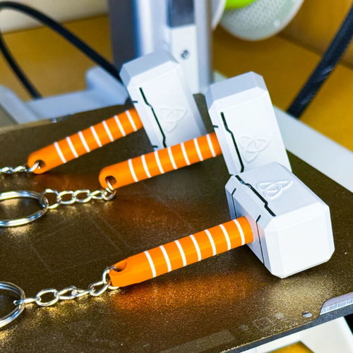 Thor Mjolnir keychain new, multicolored
