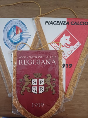 Set of 3 Italian Serie B and C team pennants like new