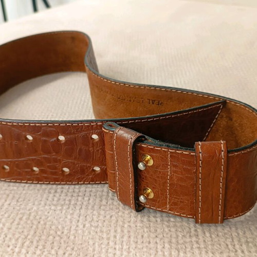 Marja Kurki leather belt brown like new, size 80