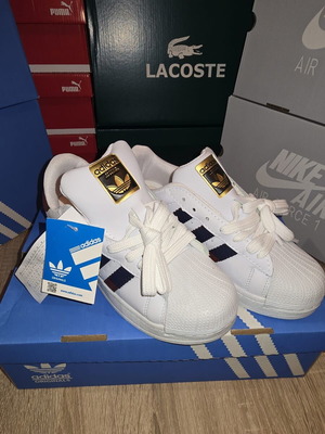 adidas gazelle silver green womens ADIDAS SUPERSTAR JUNIOR – ALFA STORE ECUADOR main image 0