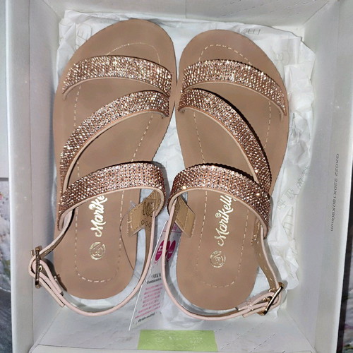 Children's sandals new gold size 30