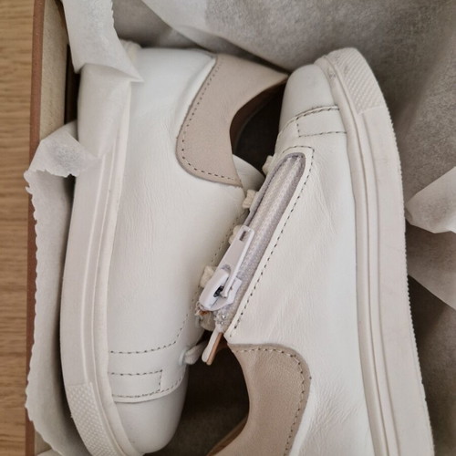 Gorgino Baptism Sneakers White size 22 like new